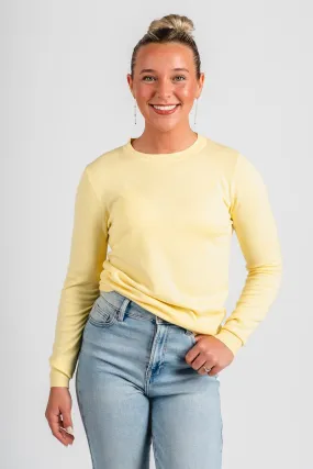 Classic sweater lemonade