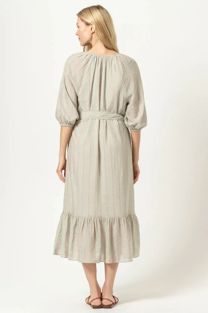 Easy Elbow Sleeve Dress