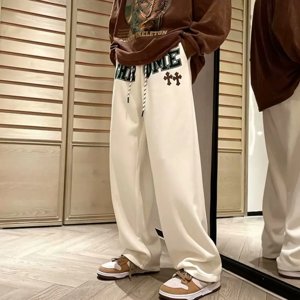 Loose Letter Embroidered Straight Sweatpants