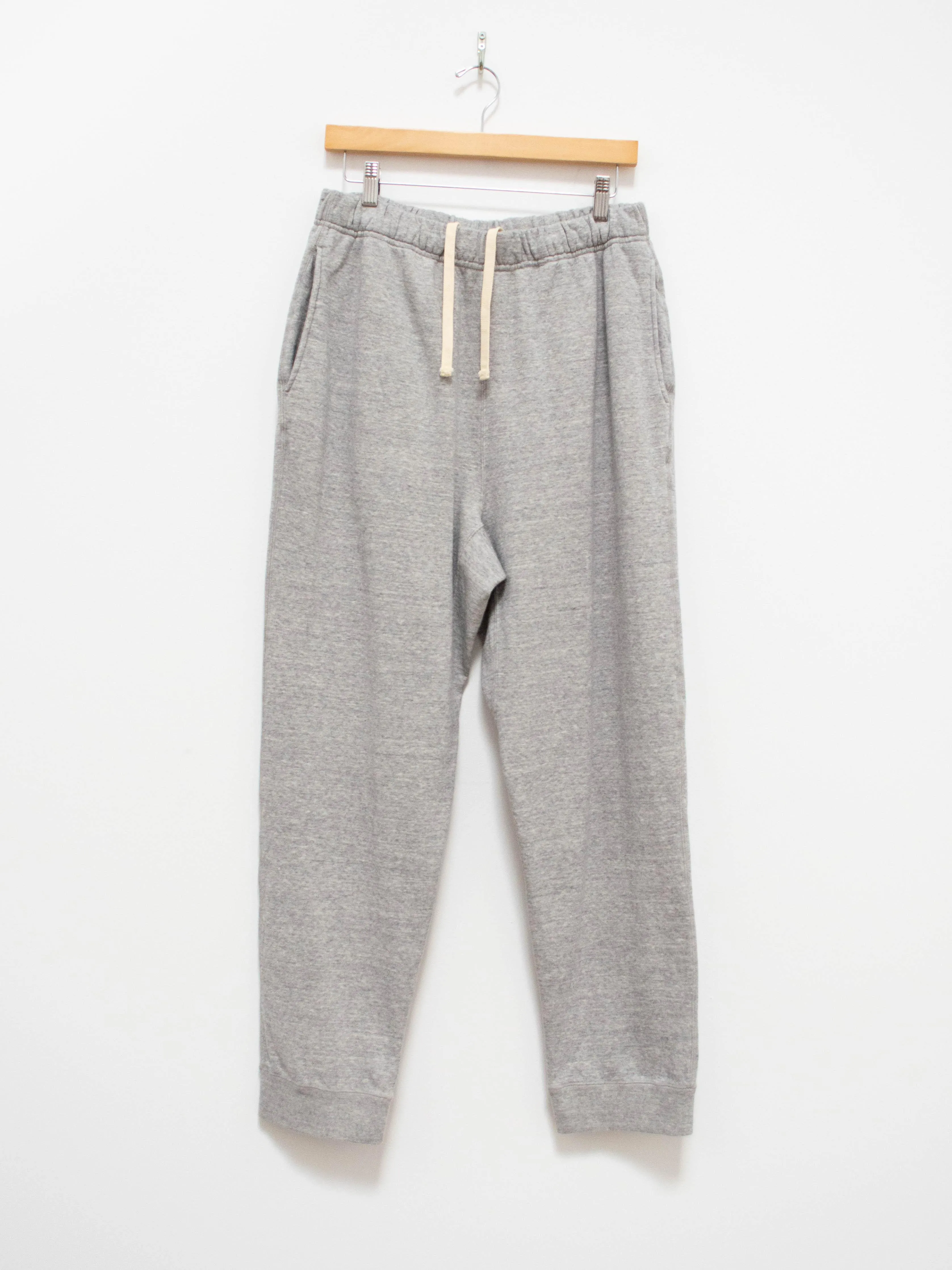 Loose Sweatpants - Top Gray