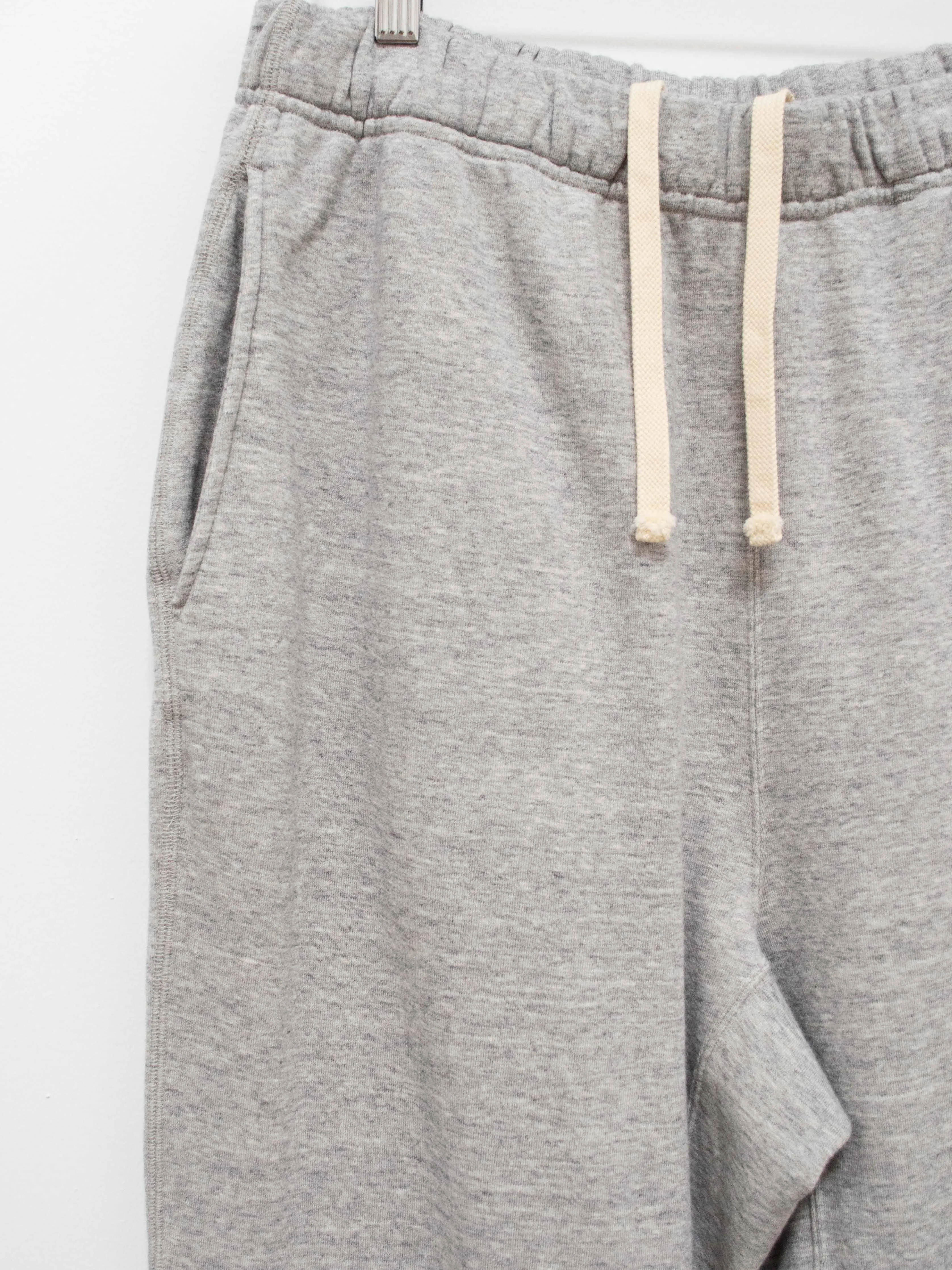 Loose Sweatpants - Top Gray
