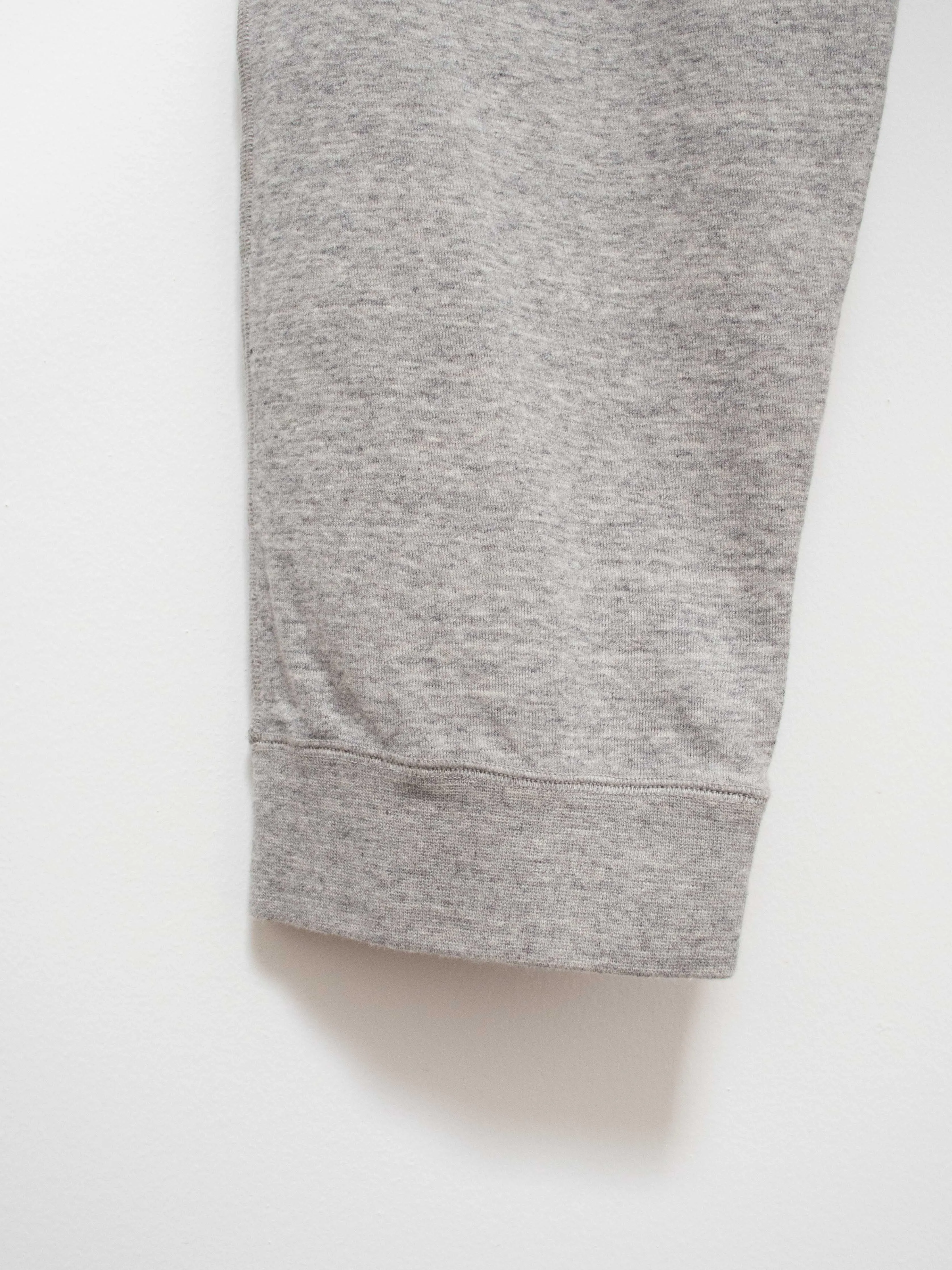 Loose Sweatpants - Top Gray