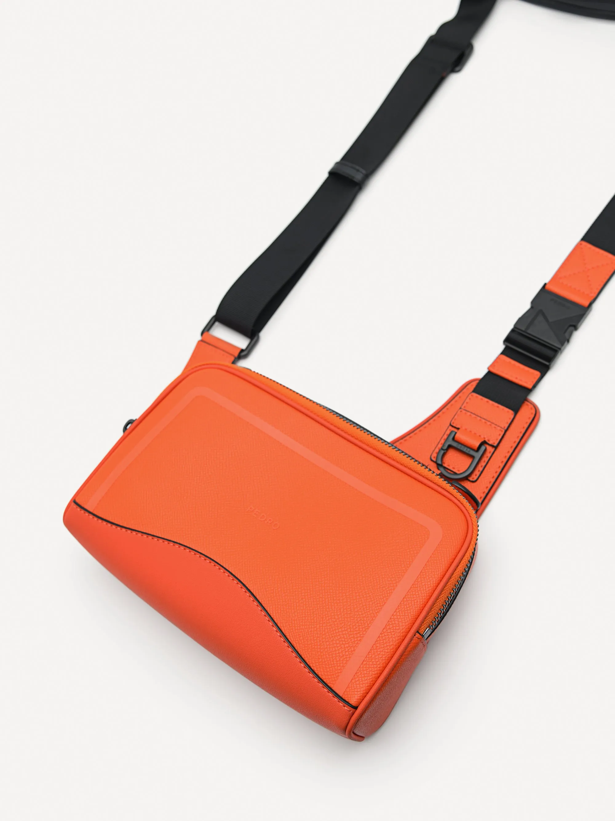 Riz Sling Pouch