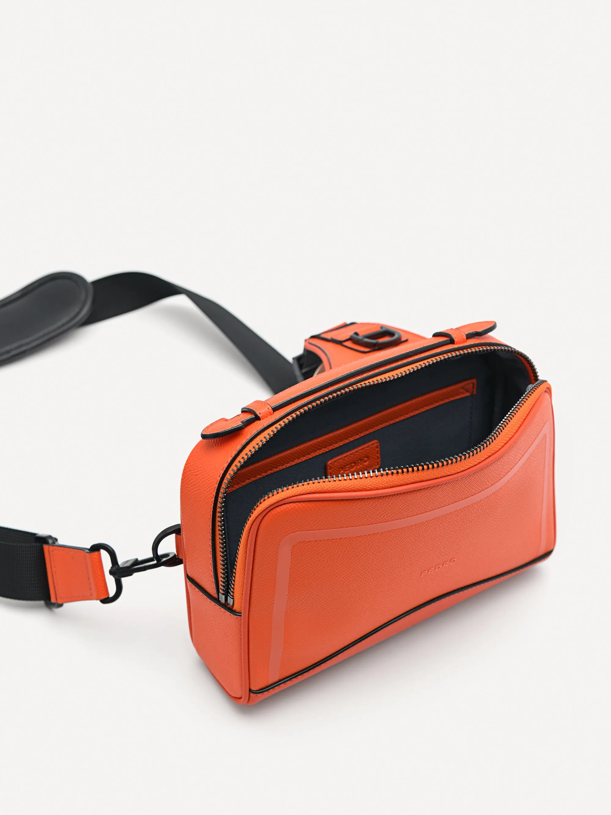Riz Sling Pouch