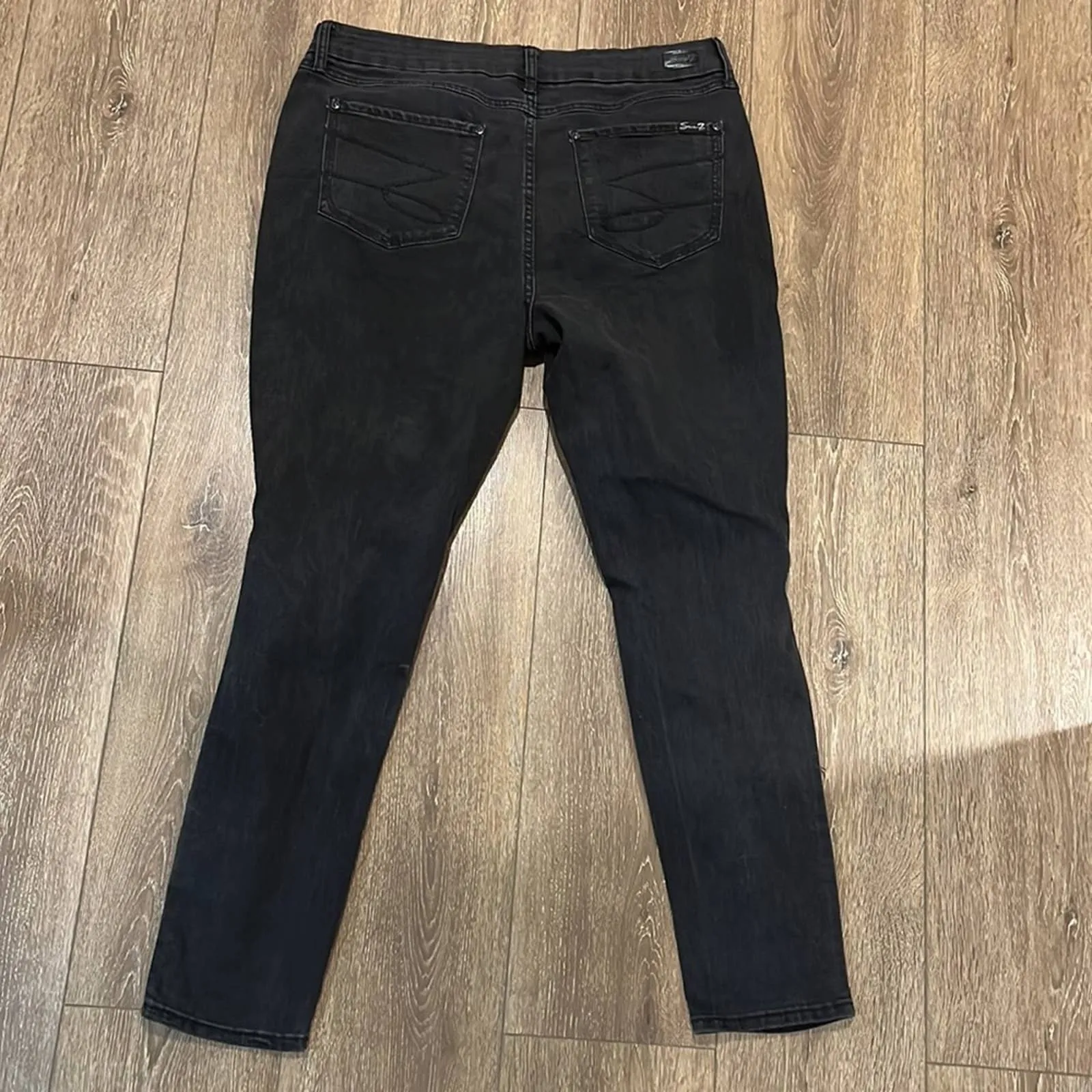 Size 16 Seven Plus Size Black HIGH RISE TUMMYLESS SKINNY JEANS