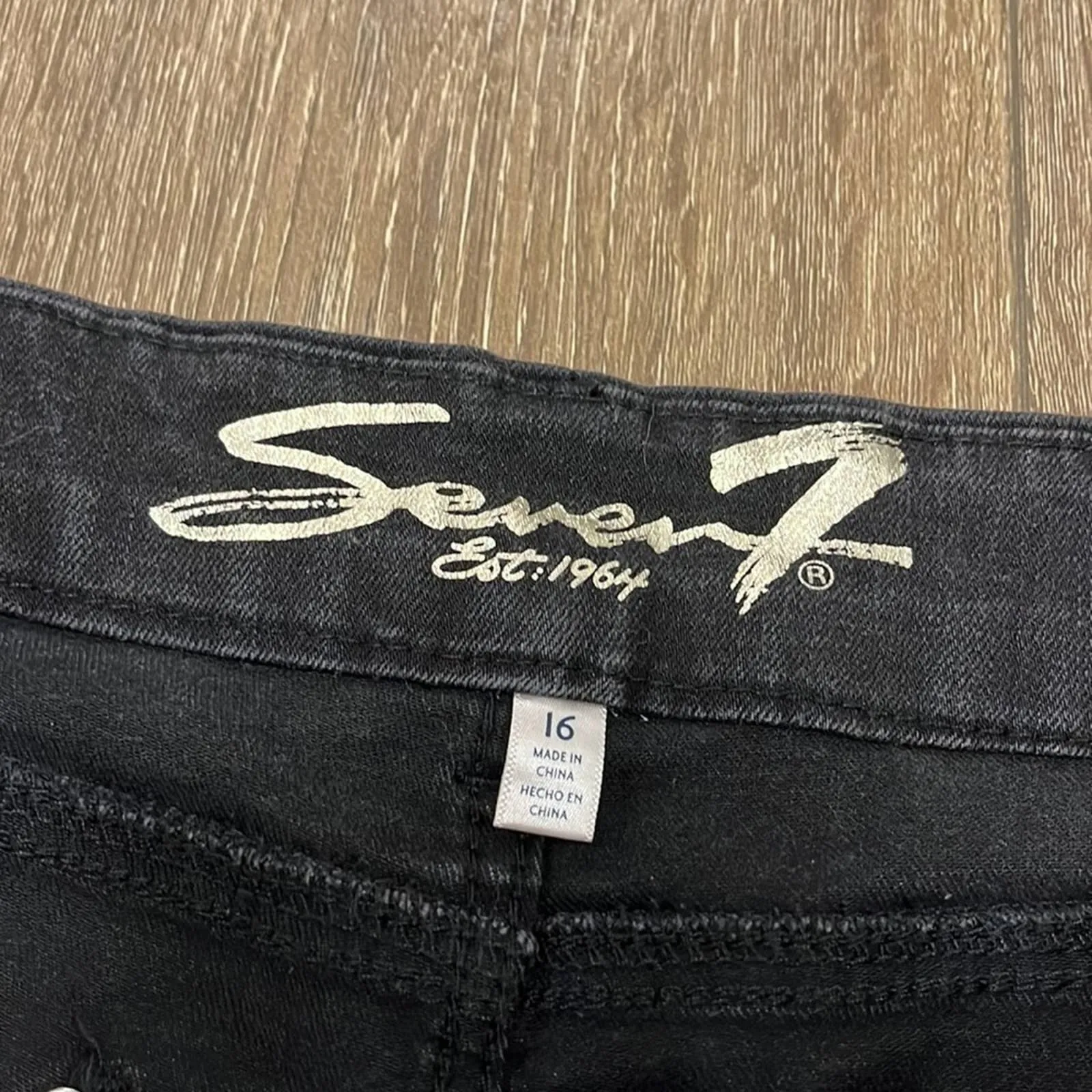 Size 16 Seven Plus Size Black HIGH RISE TUMMYLESS SKINNY JEANS