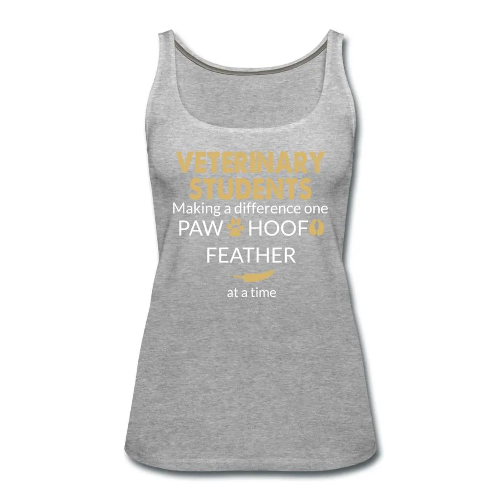 Vet Student- Making a Difference  Women's Tank Top